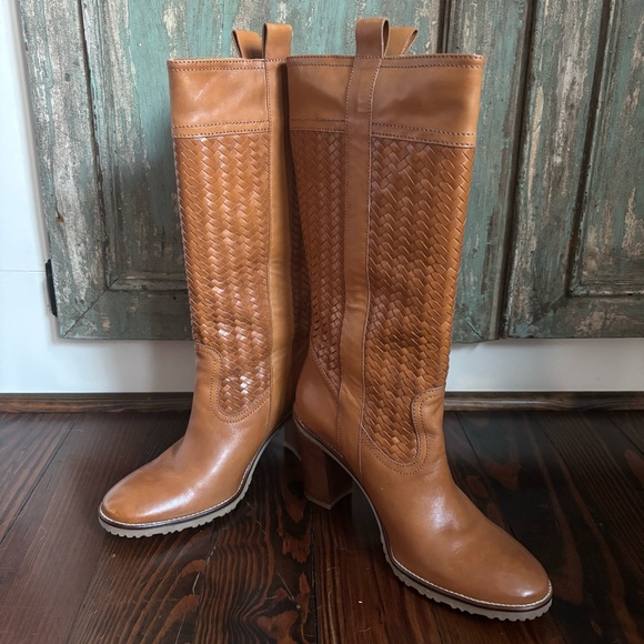 Cole Haan Camel Dallon Heeled Woven Braided Leather Pull In Boots, Sz 9, EUC - Picture 2 of 8